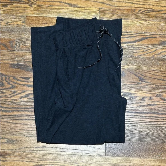 FLX Black Wide-Leg Pants - Picture 7 of 10